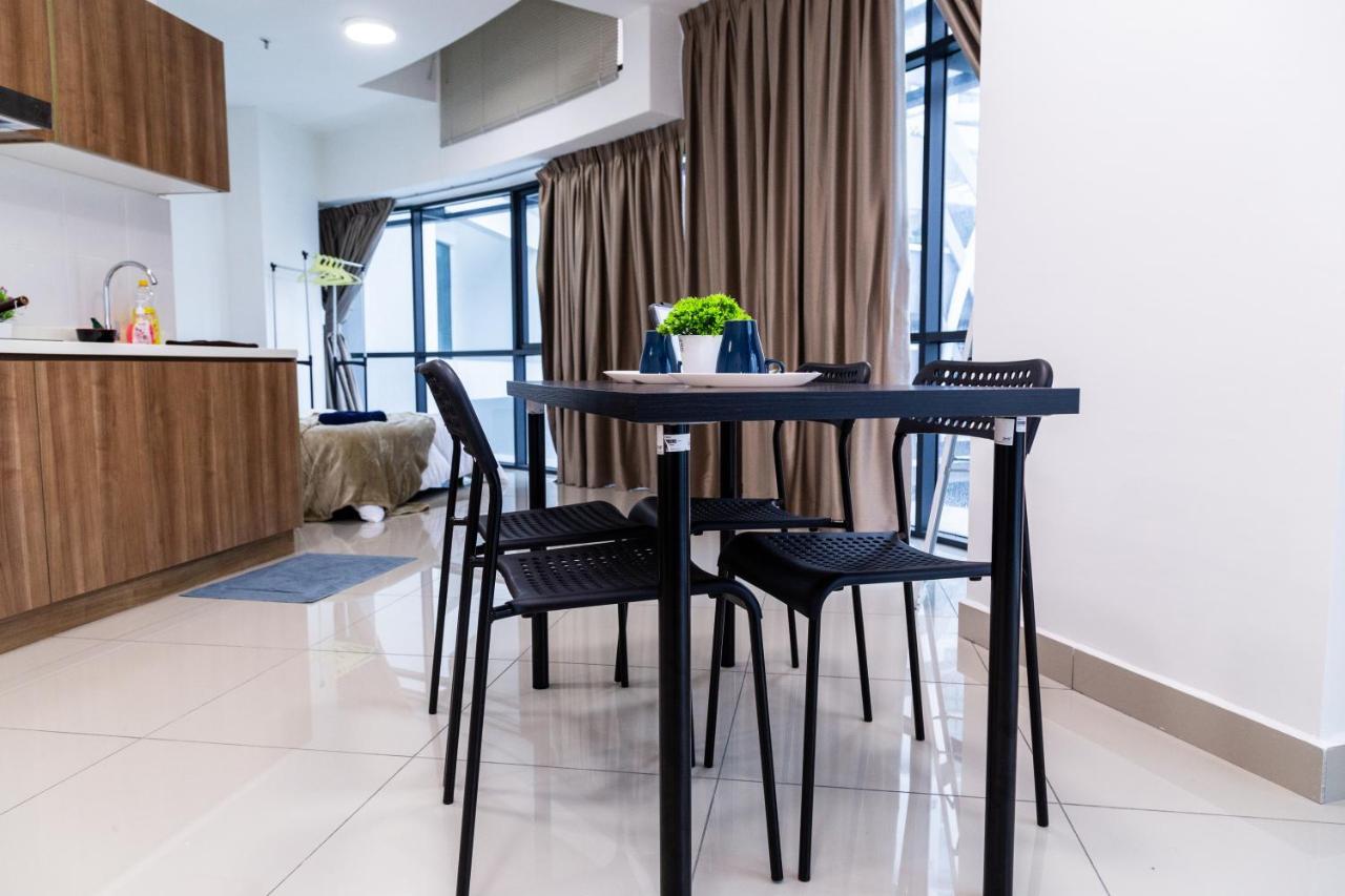 Studio Units At Pacific Tower Near Jaya One By Comfyasia بيتالينغ جايا المظهر الخارجي الصورة