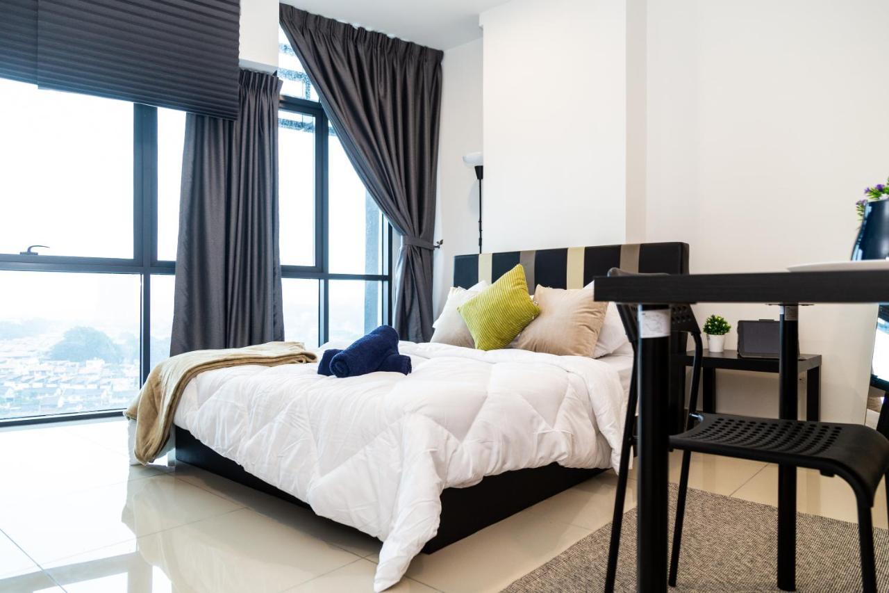 Studio Units At Pacific Tower Near Jaya One By Comfyasia بيتالينغ جايا المظهر الخارجي الصورة