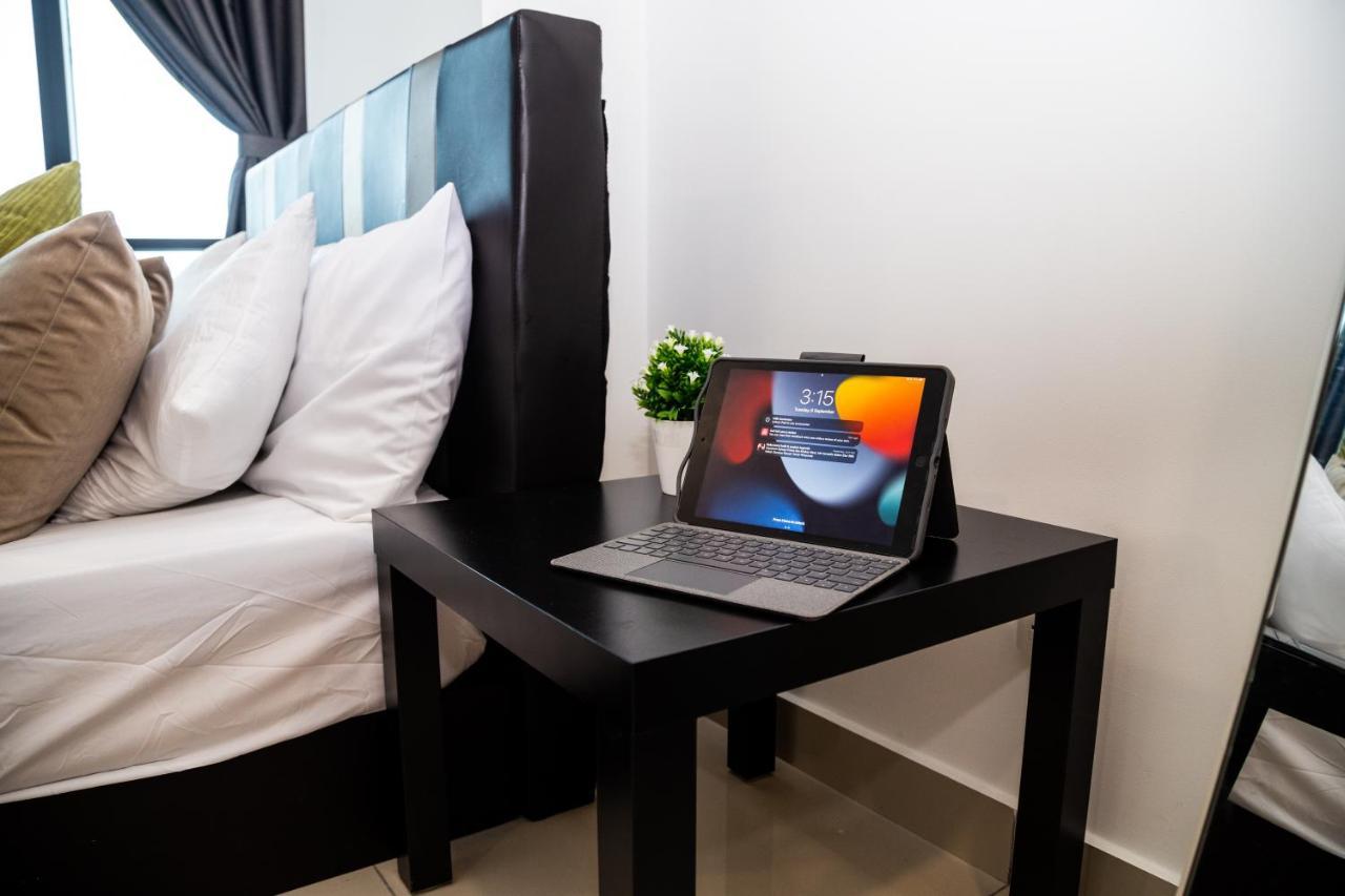Studio Units At Pacific Tower Near Jaya One By Comfyasia بيتالينغ جايا المظهر الخارجي الصورة
