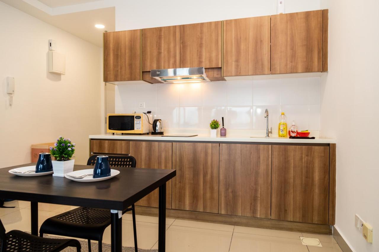 Studio Units At Pacific Tower Near Jaya One By Comfyasia بيتالينغ جايا المظهر الخارجي الصورة