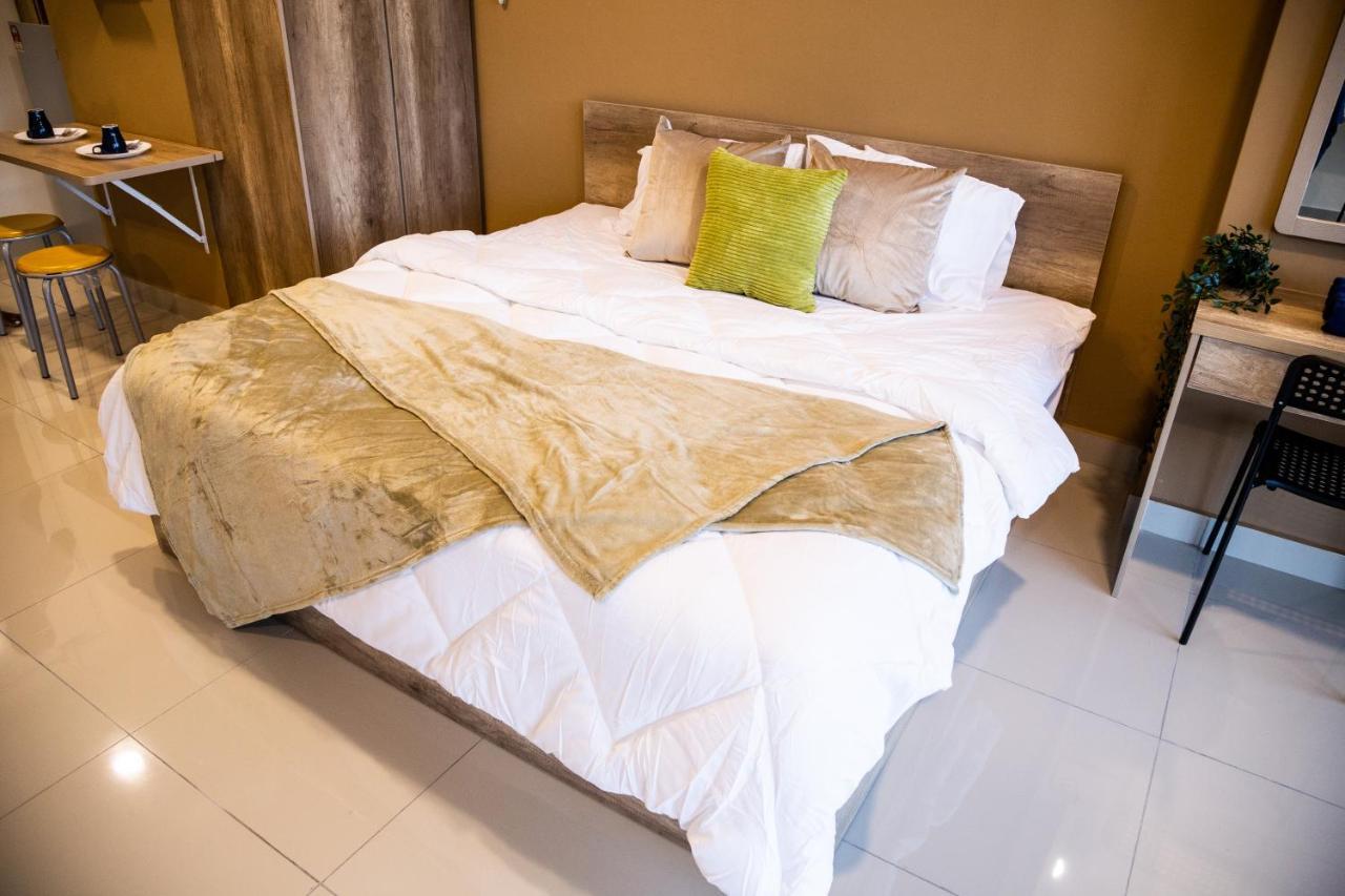 Studio Units At Pacific Tower Near Jaya One By Comfyasia بيتالينغ جايا المظهر الخارجي الصورة