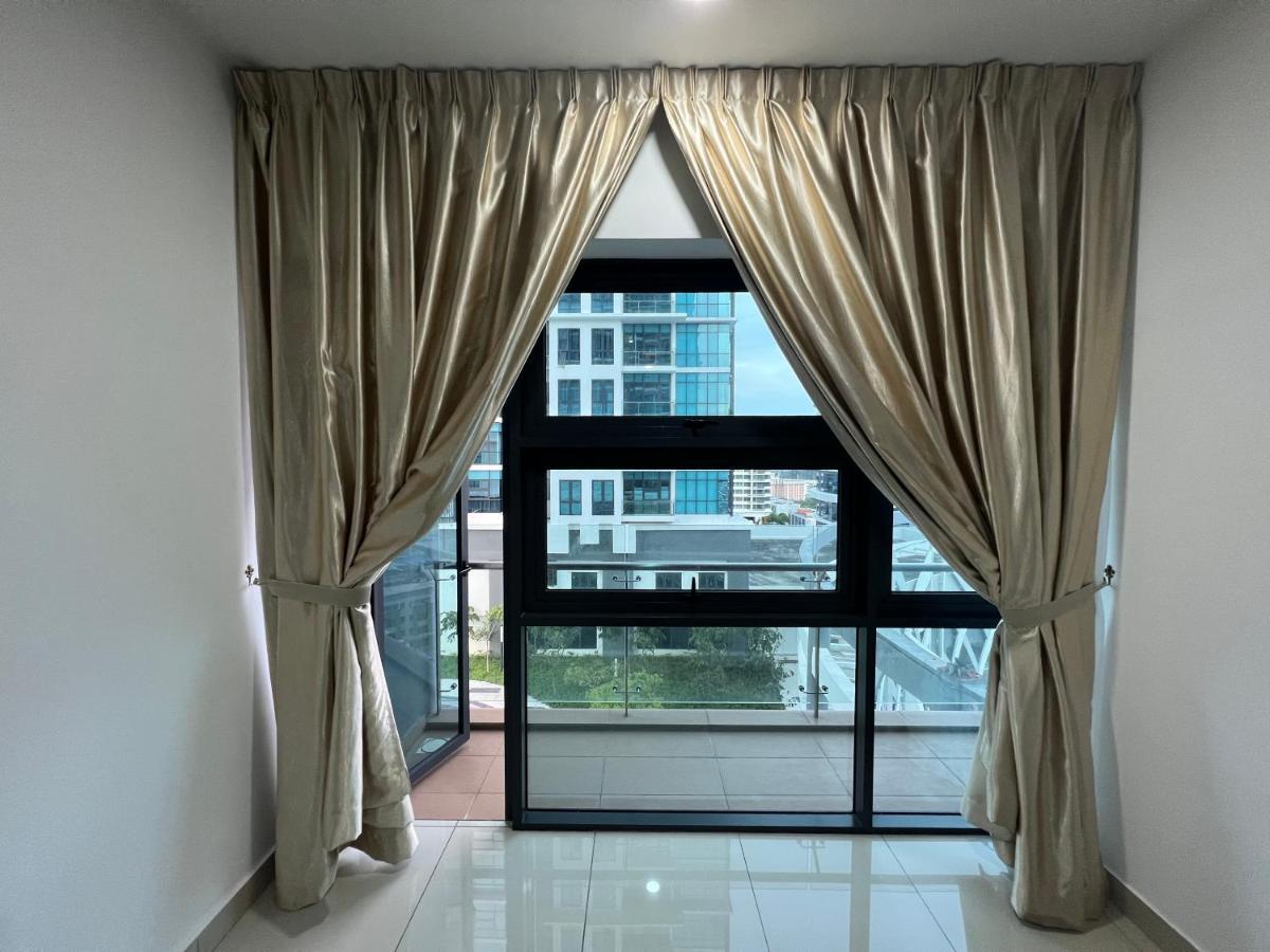 Studio Units At Pacific Tower Near Jaya One By Comfyasia بيتالينغ جايا المظهر الخارجي الصورة