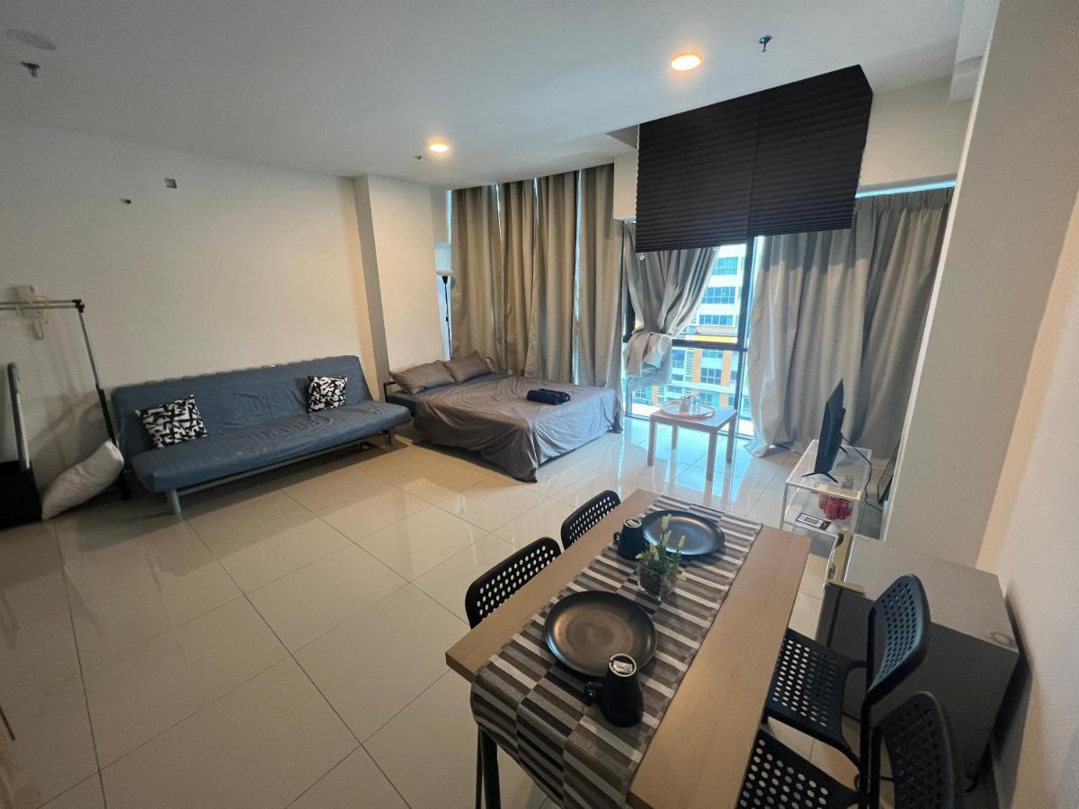 Studio Units At Pacific Tower Near Jaya One By Comfyasia بيتالينغ جايا المظهر الخارجي الصورة