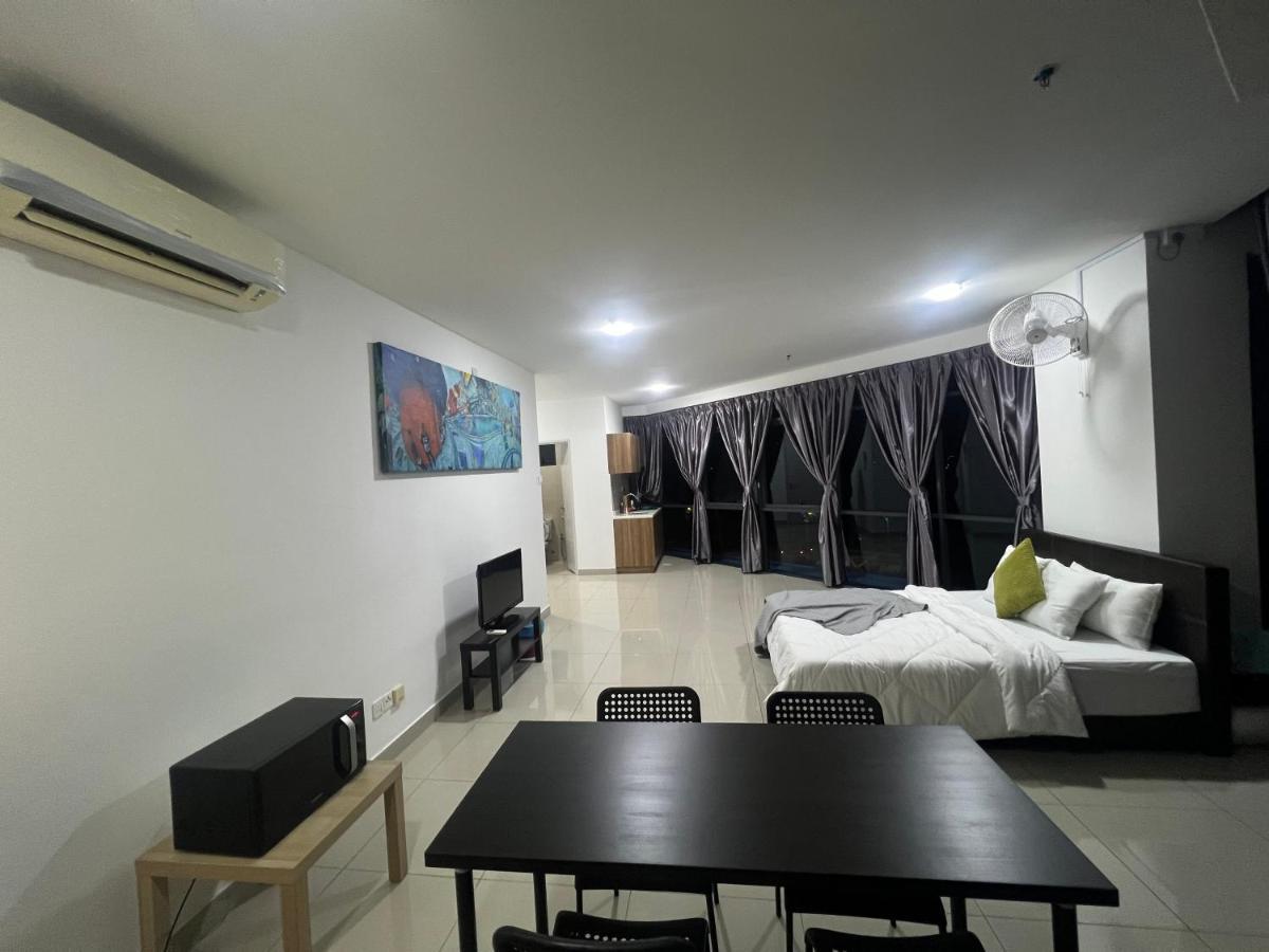 Studio Units At Pacific Tower Near Jaya One By Comfyasia بيتالينغ جايا المظهر الخارجي الصورة